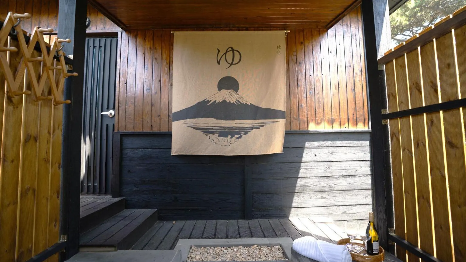 Japanese Jacuzzi Apartment Jeju 0*,  South Korea