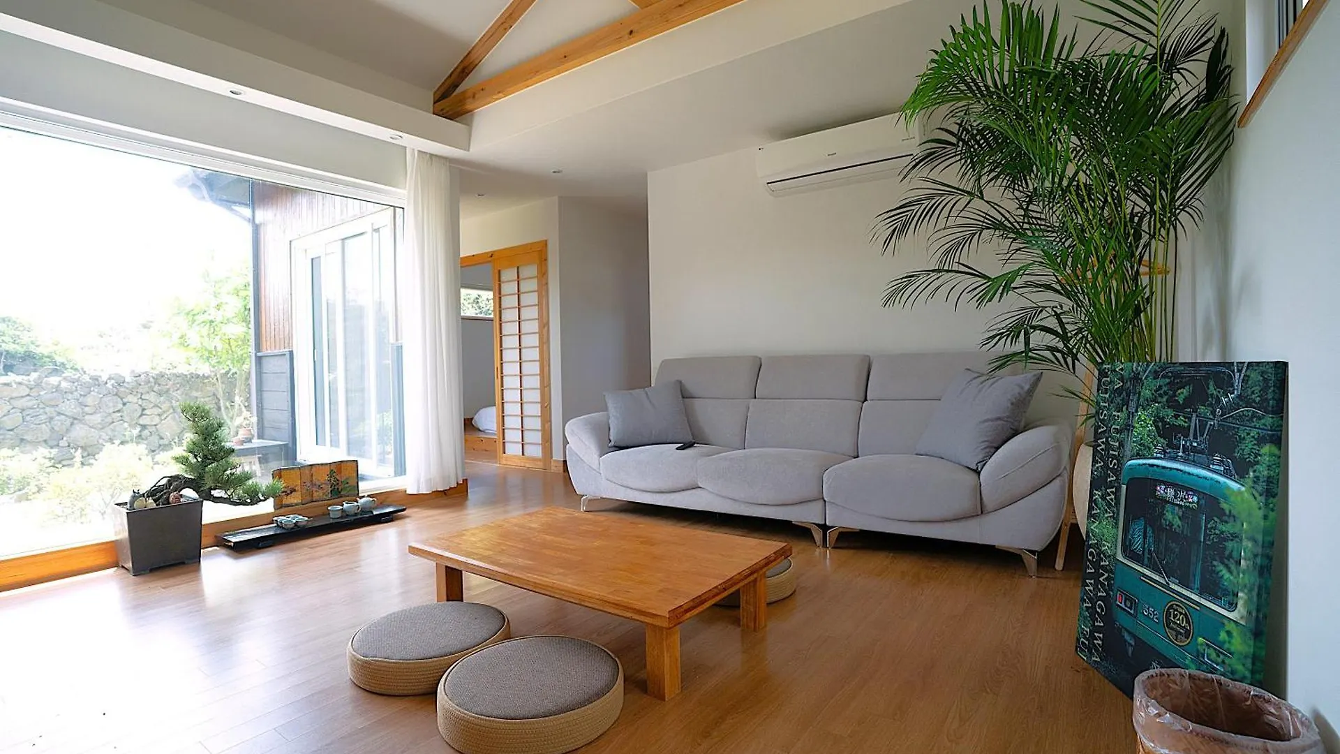 Japanese Jacuzzi Apartment Jeju